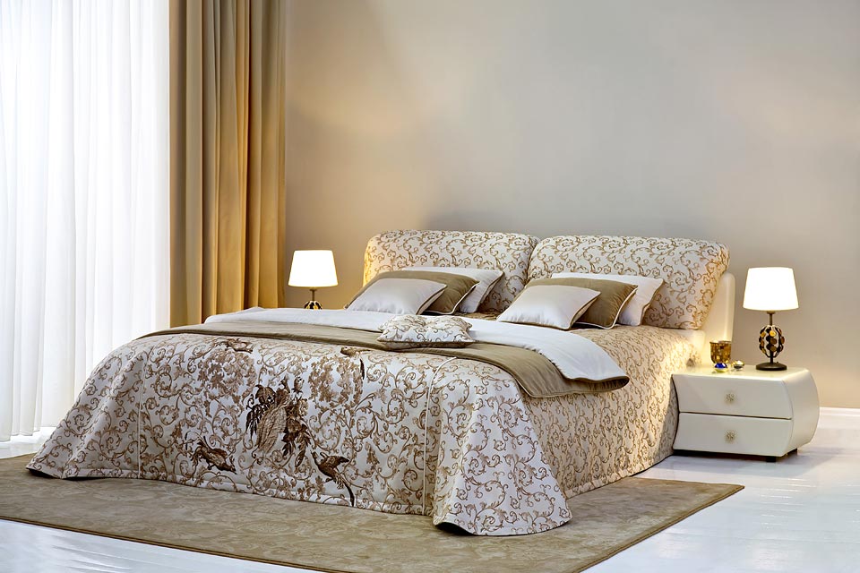 Кровать Бали в ткани с узором